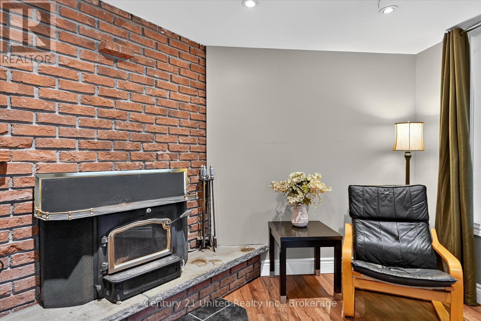 537 Montcalm Drive Property Photo 37