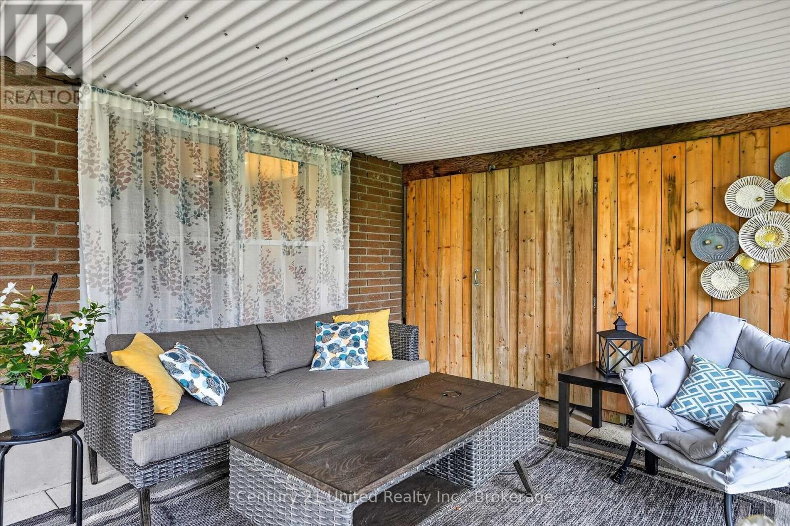537 Montcalm Drive Property Photo 44