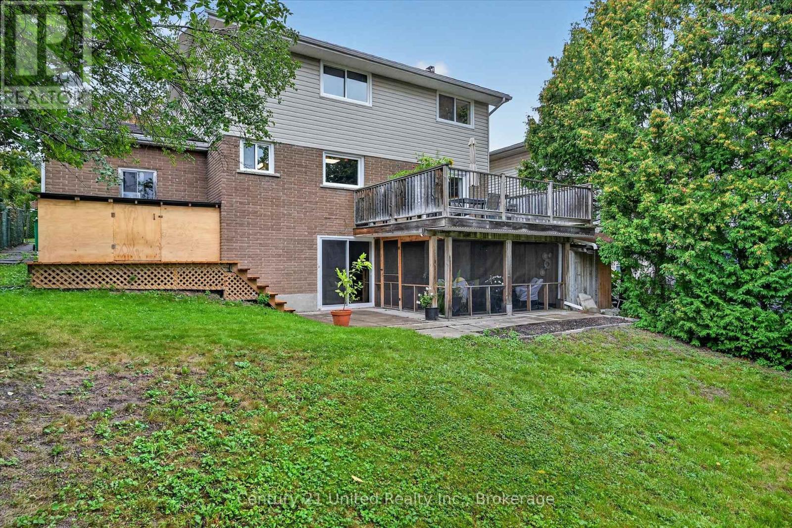 537 Montcalm Drive Property Photo 47