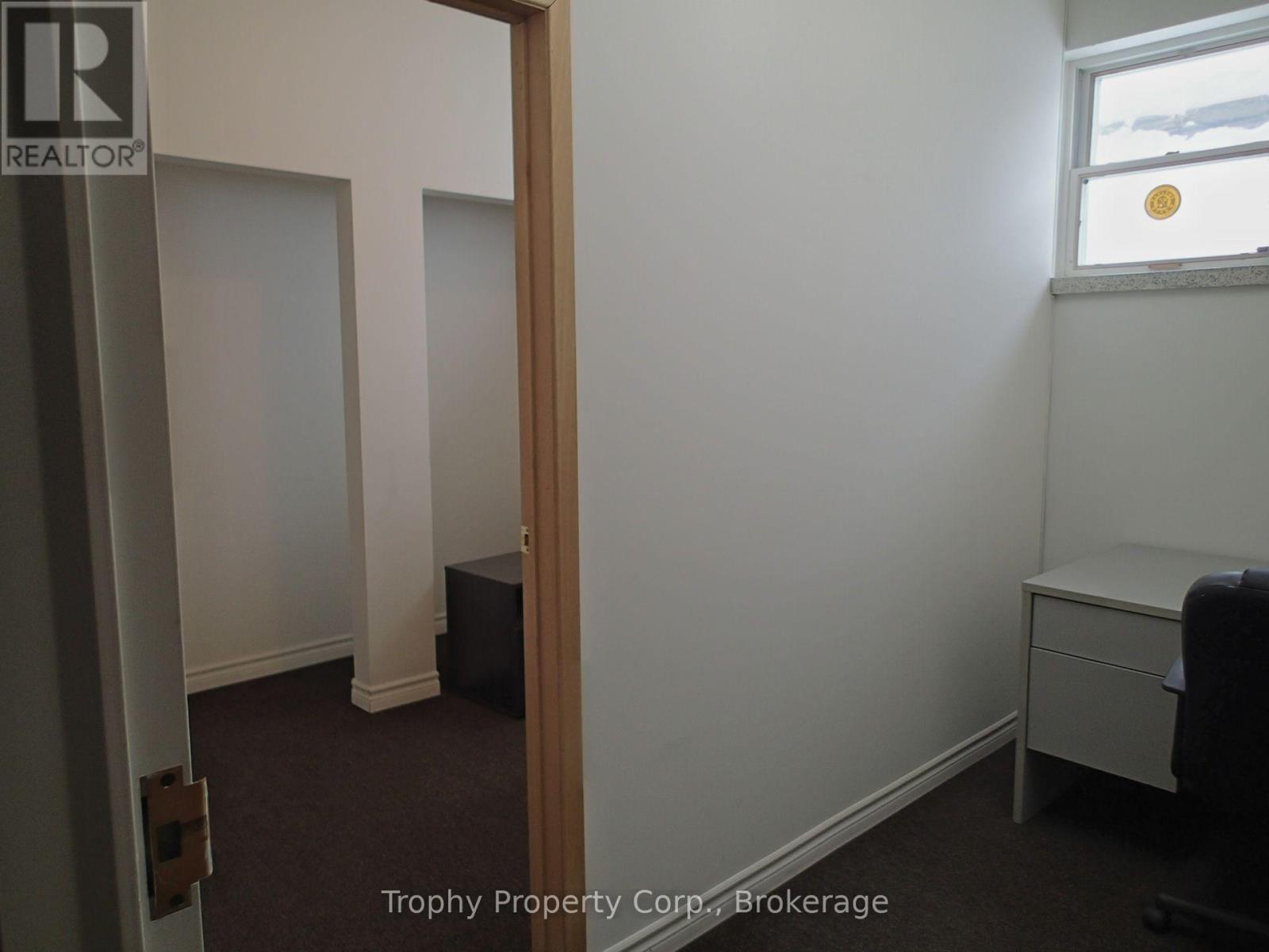 L101 - 235 Highland Street Property Photo 5