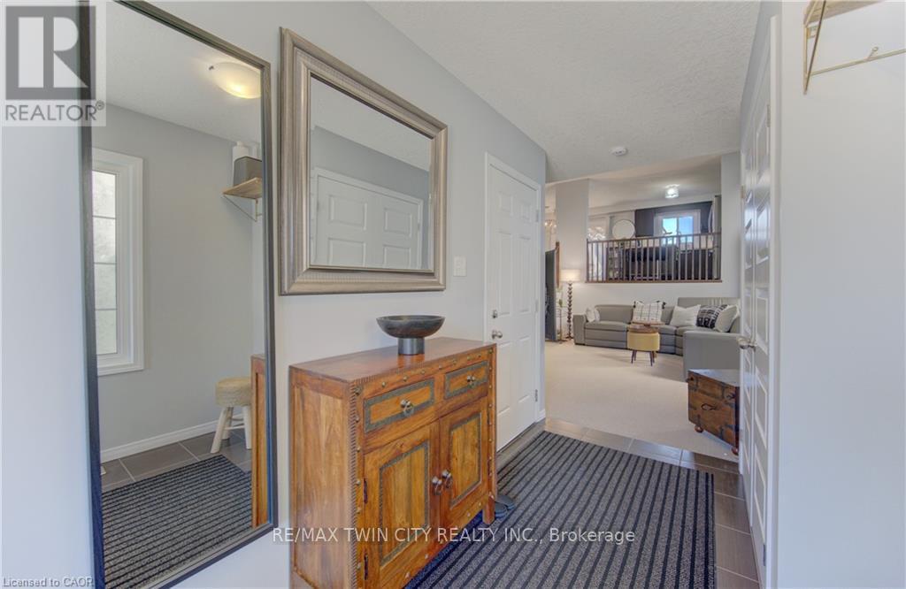 232 Cranbrook Street Property Photo 4