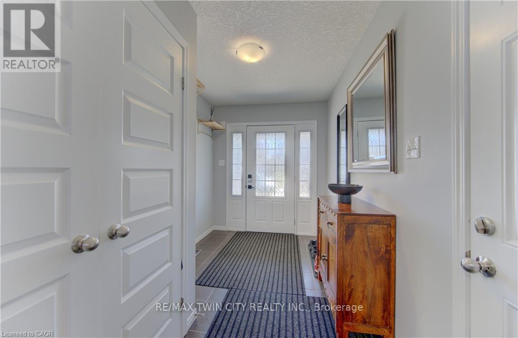 232 Cranbrook Street Property Photo 5