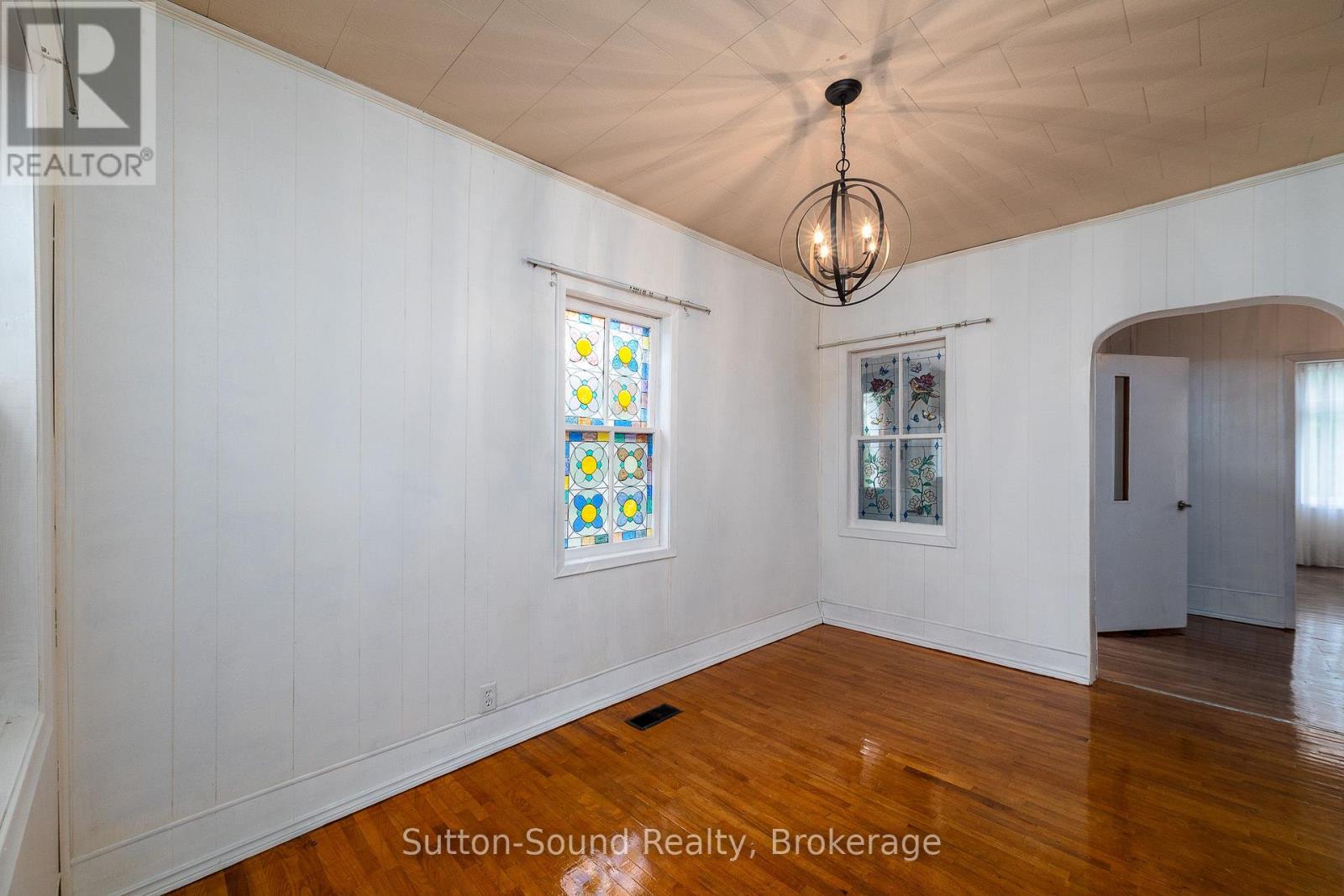 789 24th St West Street W Property Photo 21