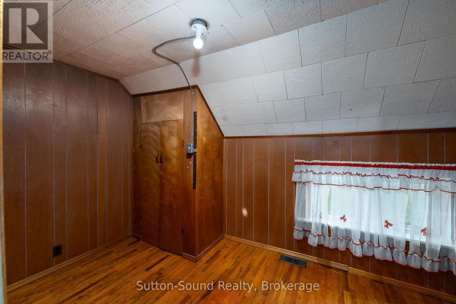 789 24th St West Street W Property Photo 27