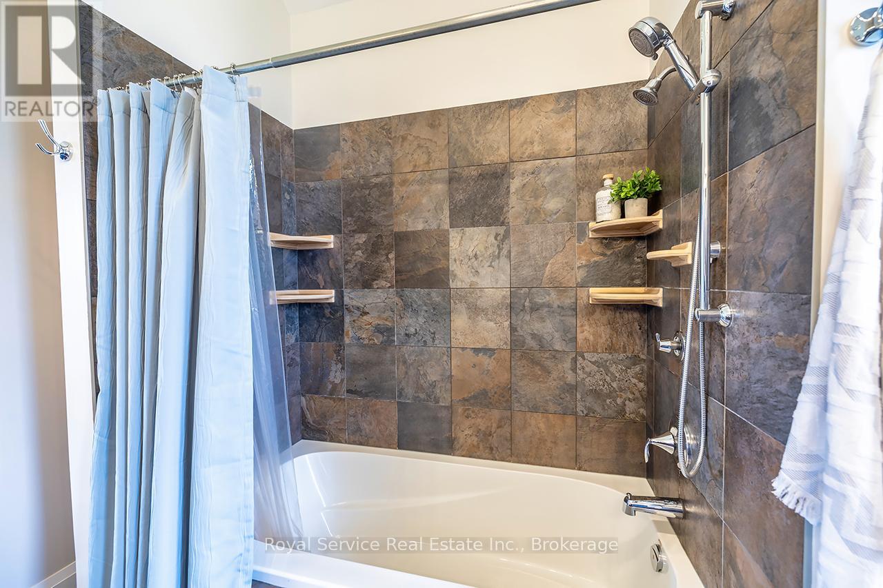 709 Carveth Drive Property Photo 22