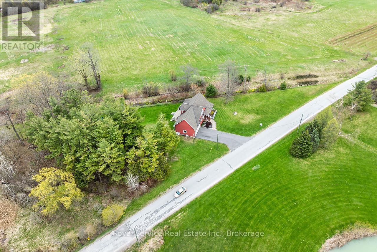 709 Carveth Drive Property Photo 44