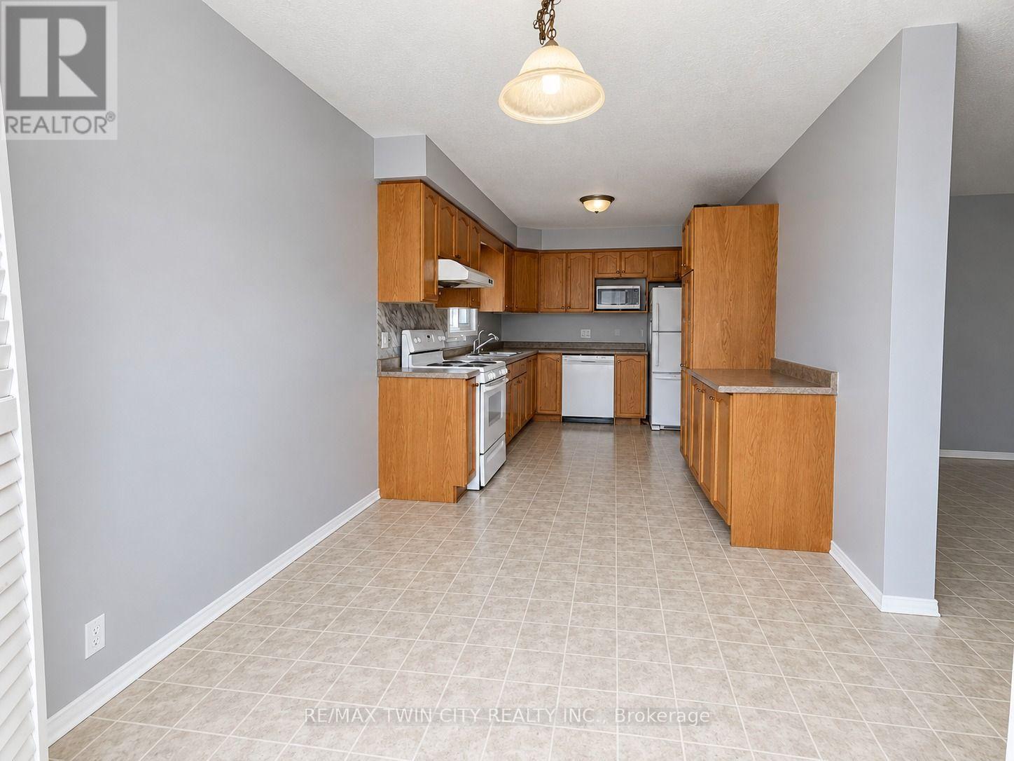 63 Orchid Crescent Property Photo 7
