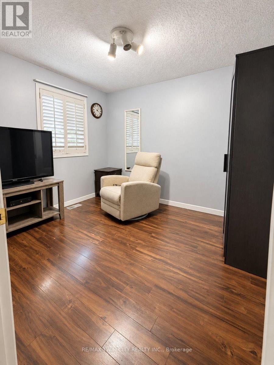 63 Orchid Crescent Property Photo 13
