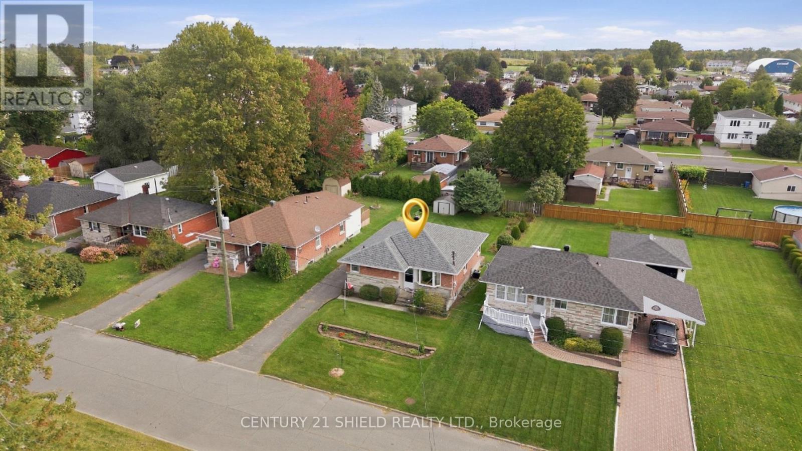 1303 LASCELLE AVENUE Property Photo 1