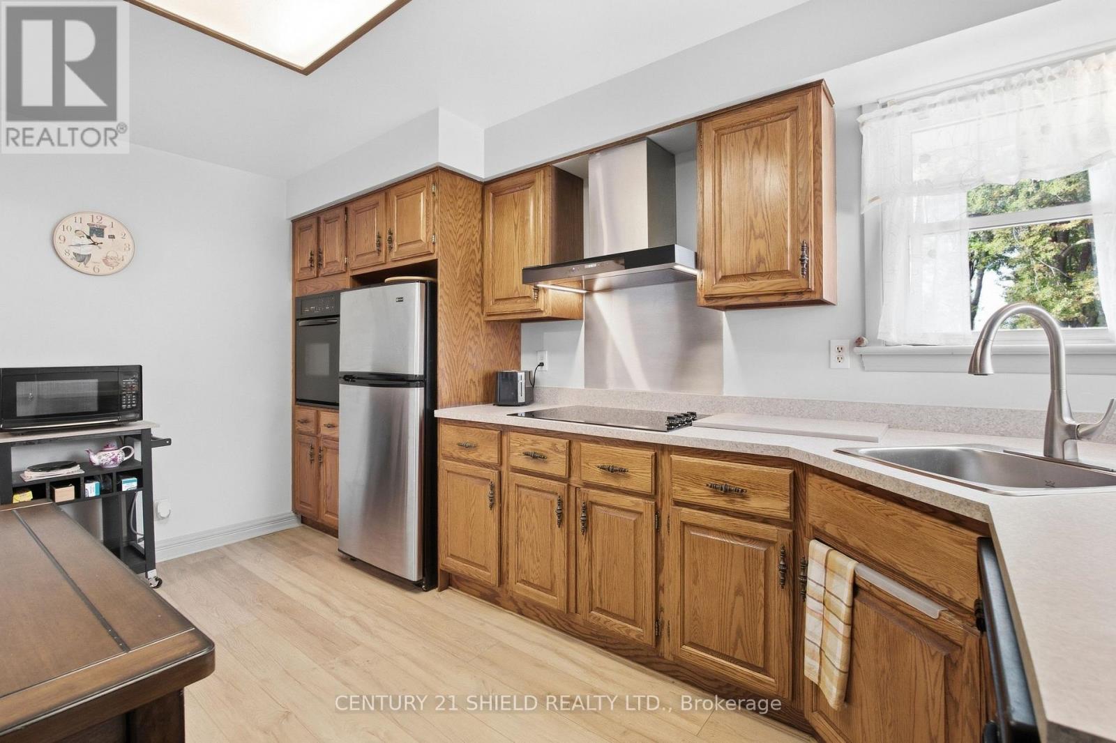 1303 Lascelle Avenue Property Photo 13