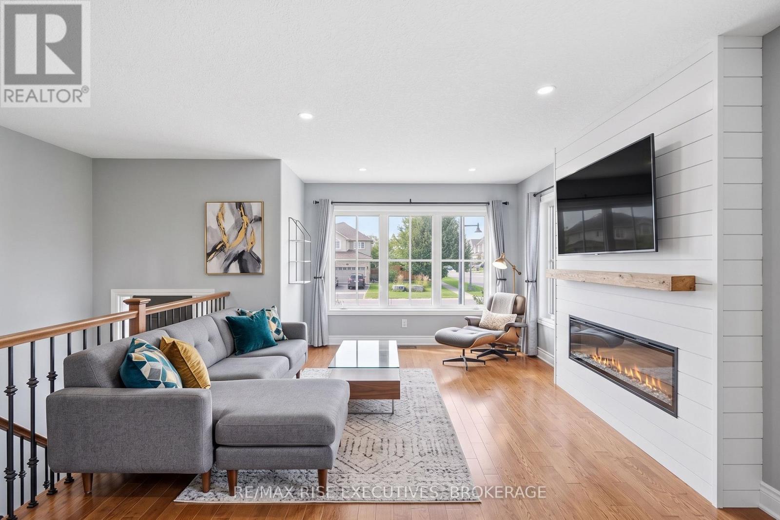 1500 Crimson Crescent Property Photo 7