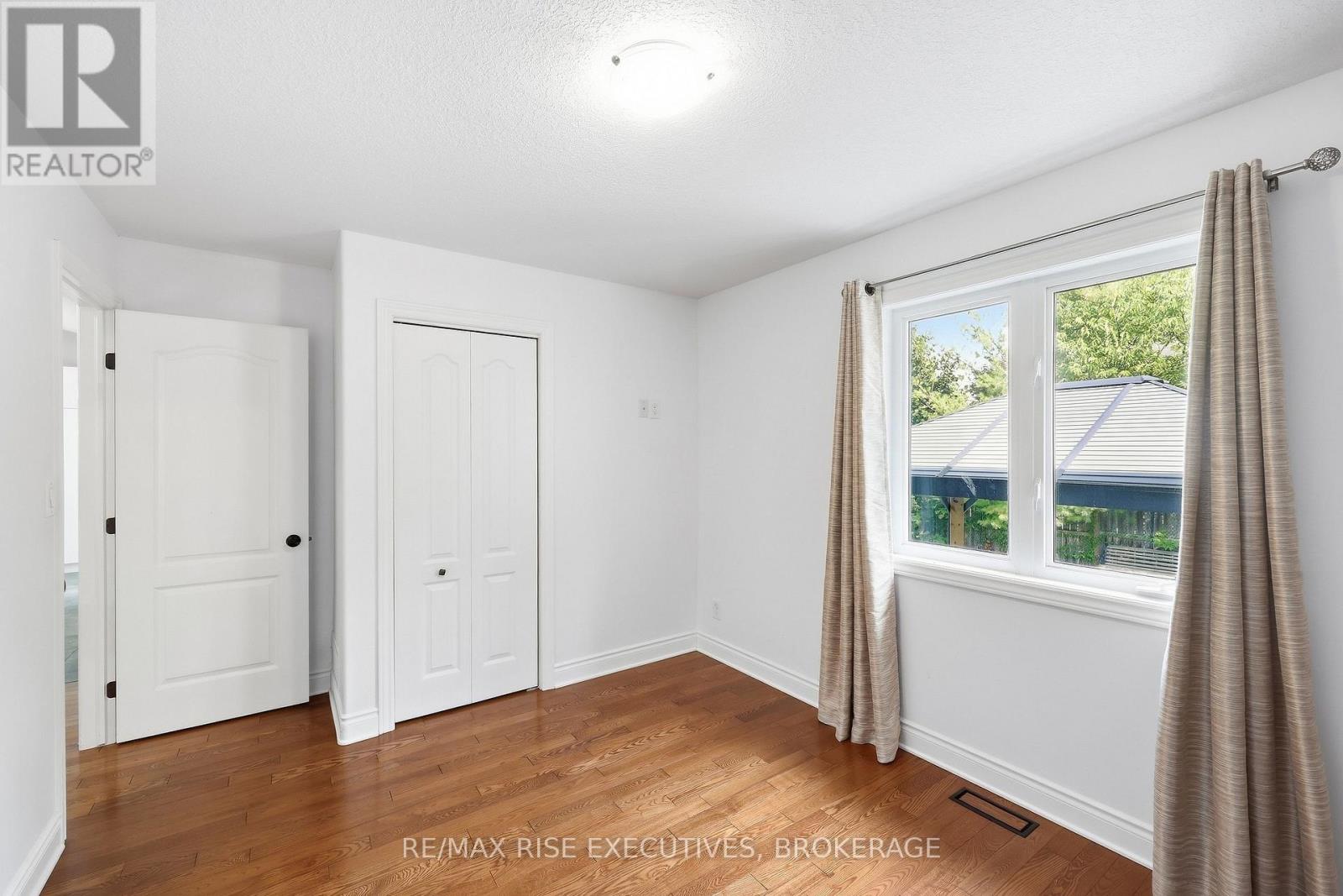 1500 Crimson Crescent Property Photo 22