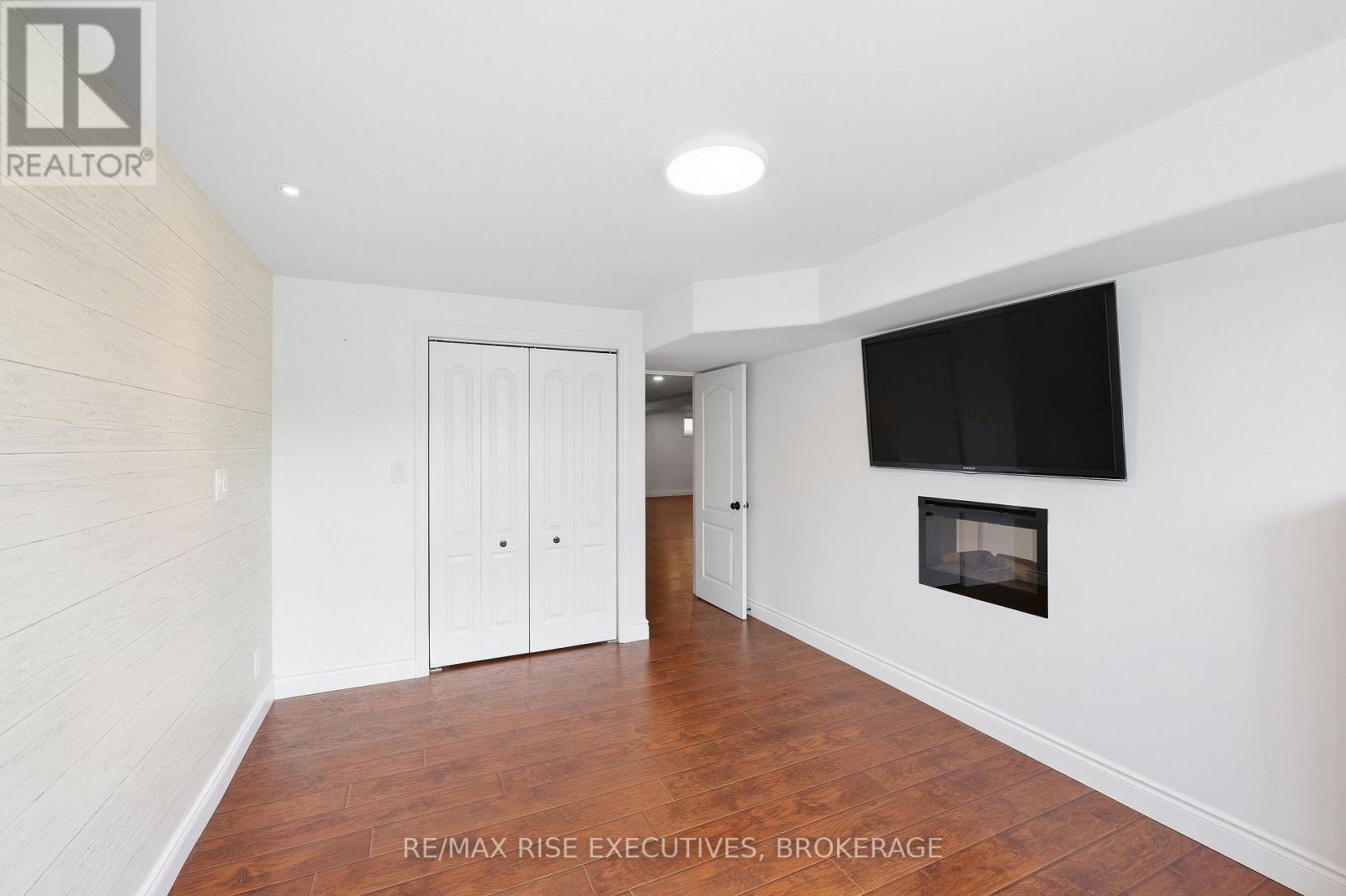 1500 Crimson Crescent Property Photo 34