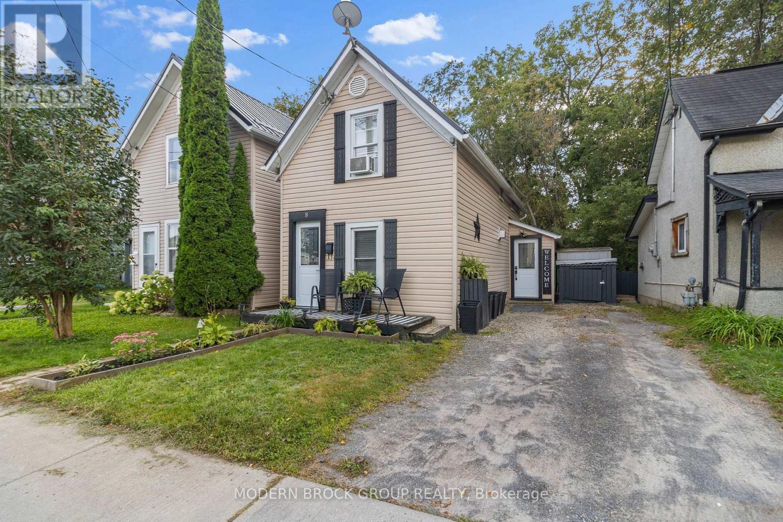 8 Elm Street Property Photo 1