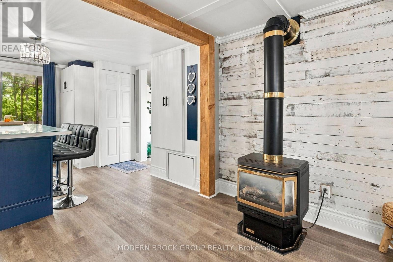 8 Elm Street Property Photo 12
