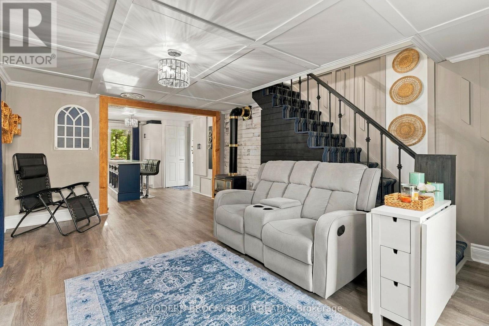 8 Elm Street Property Photo 13