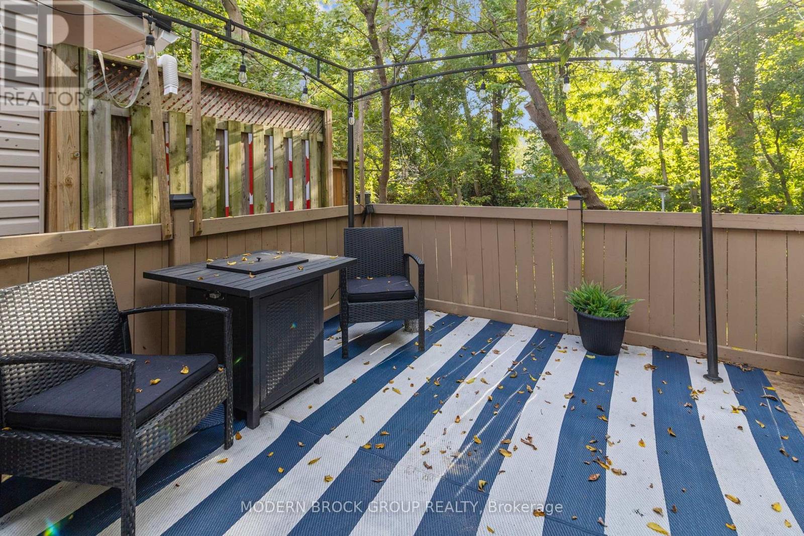 8 Elm Street Property Photo 25