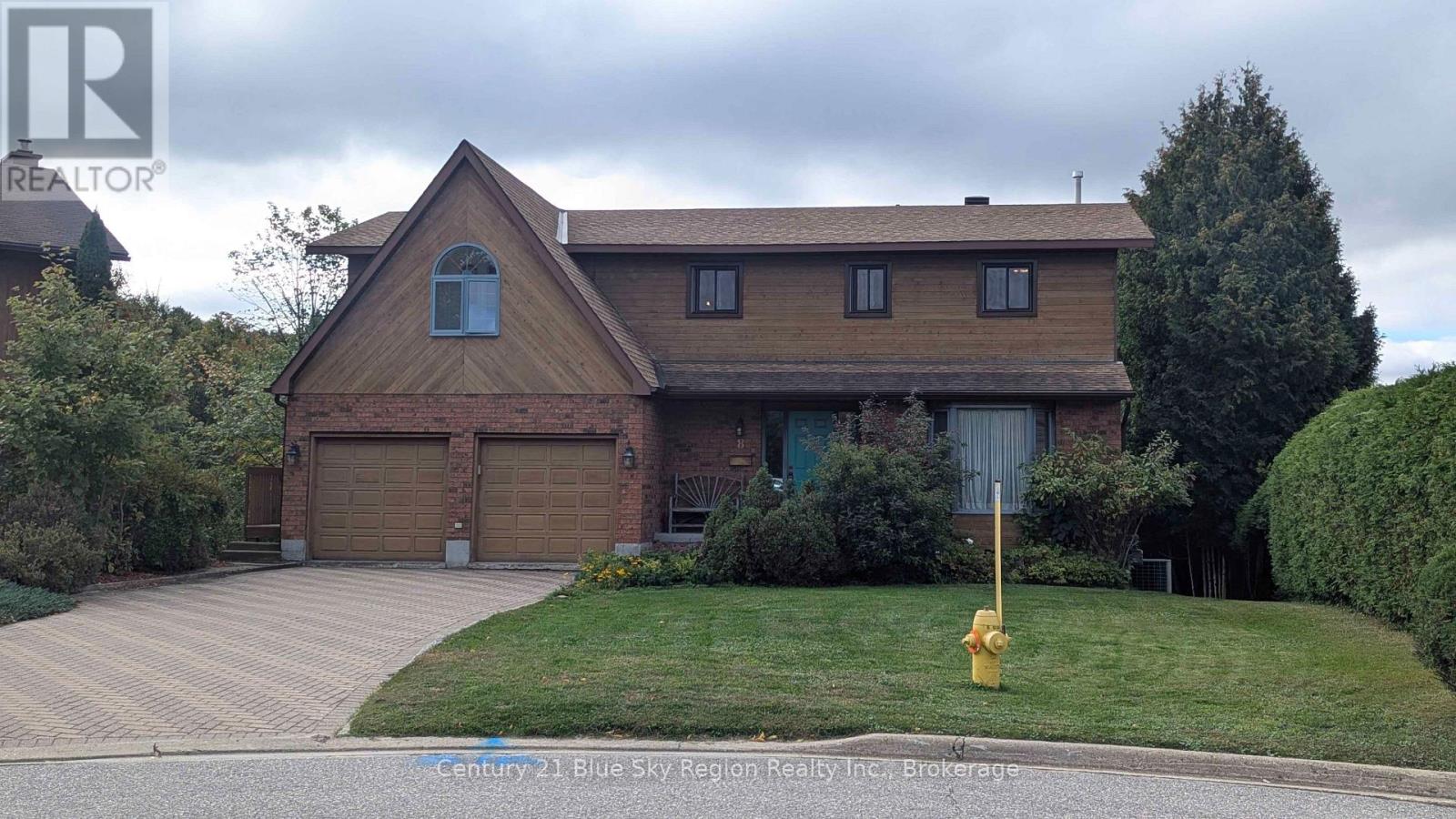 8 Found Court Property Photo 48