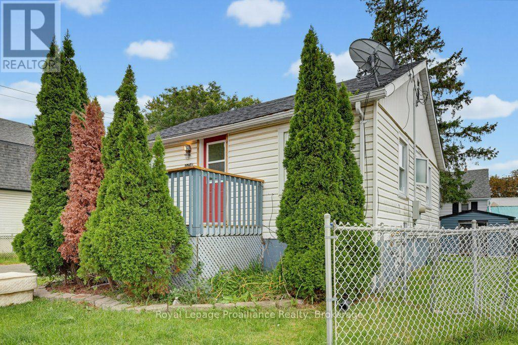 106 Yeomans Street Property Photo 1