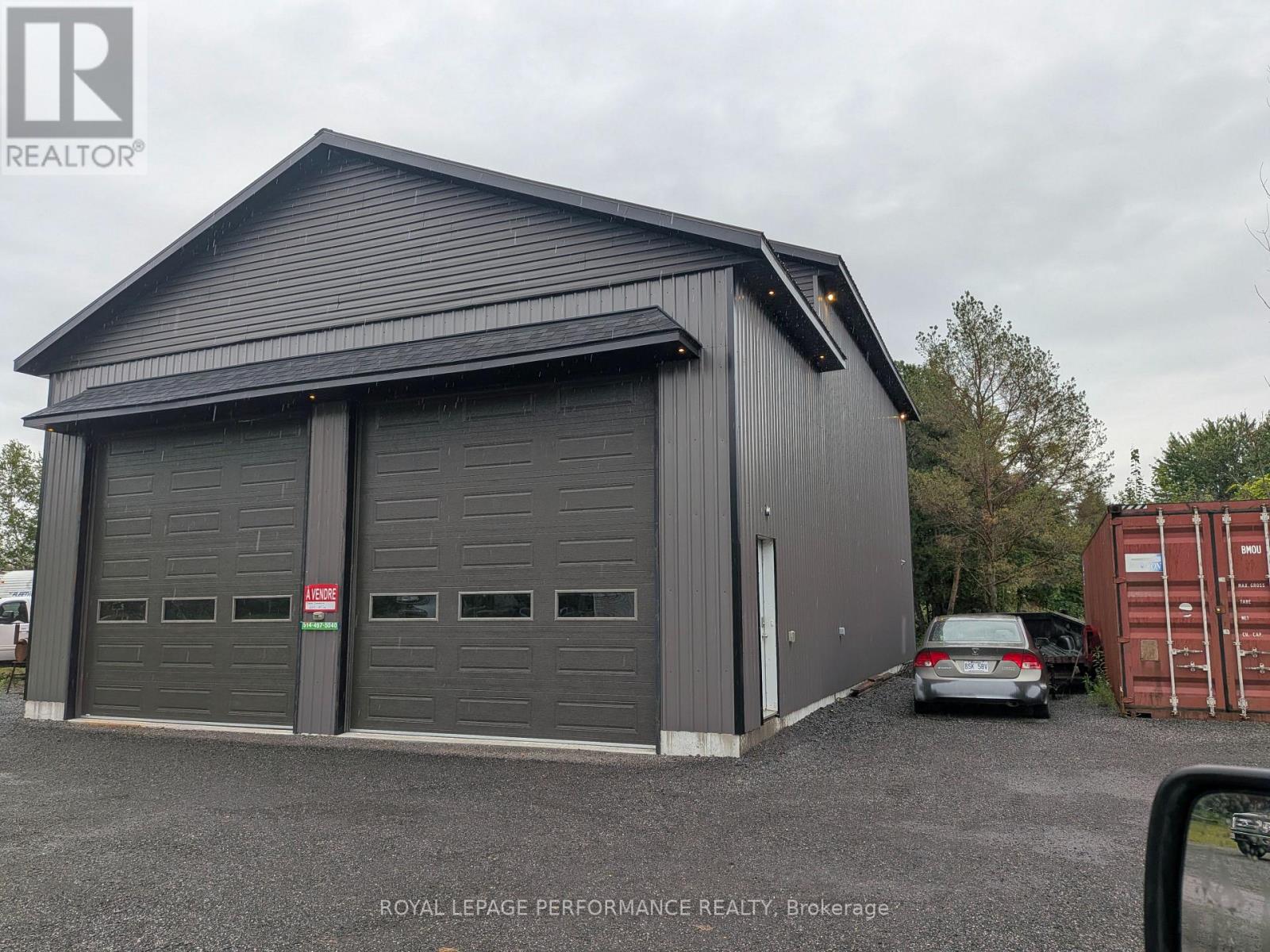 6215 165 Avenue Property Photo 1