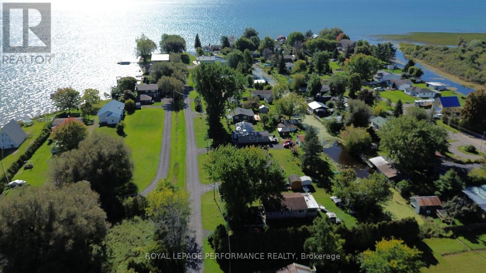 6215 165 Avenue Property Photo 7