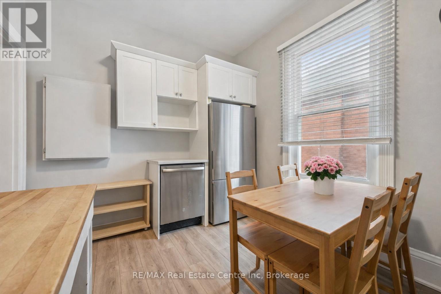 29 Crimea Street Property Photo 4