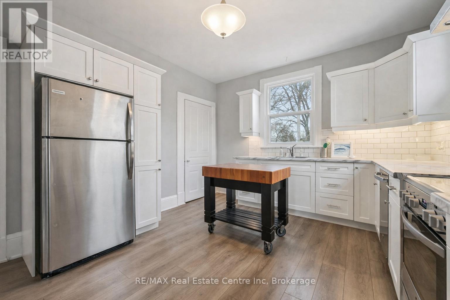 29 Crimea Street Property Photo 11