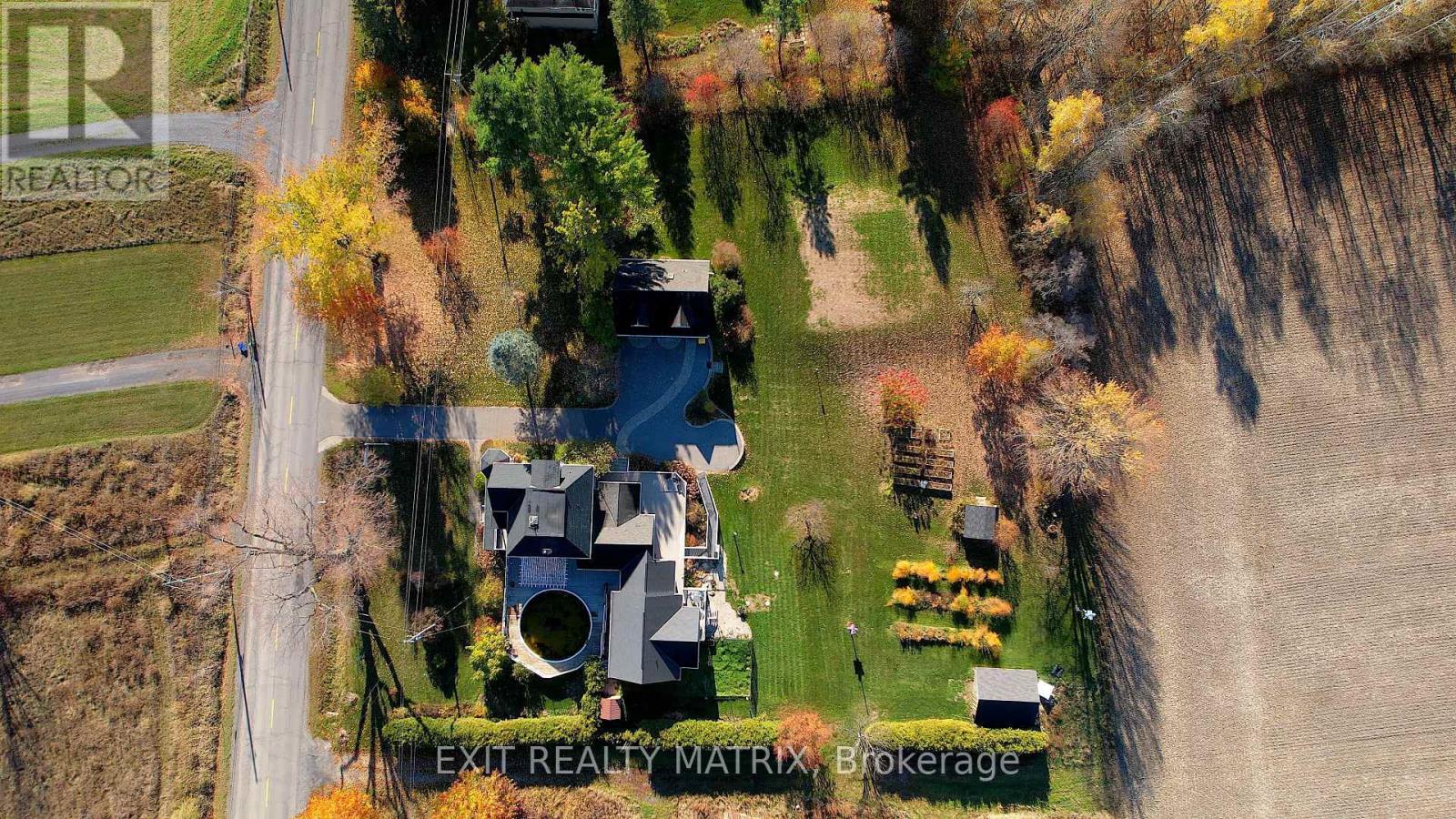 2392 8th Line Road Property Photo 49