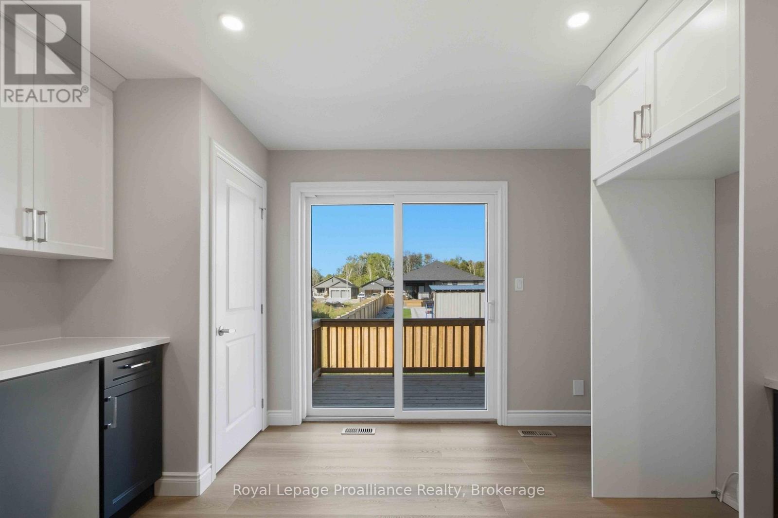 49 Mackenzie John Crescent Property Photo 9