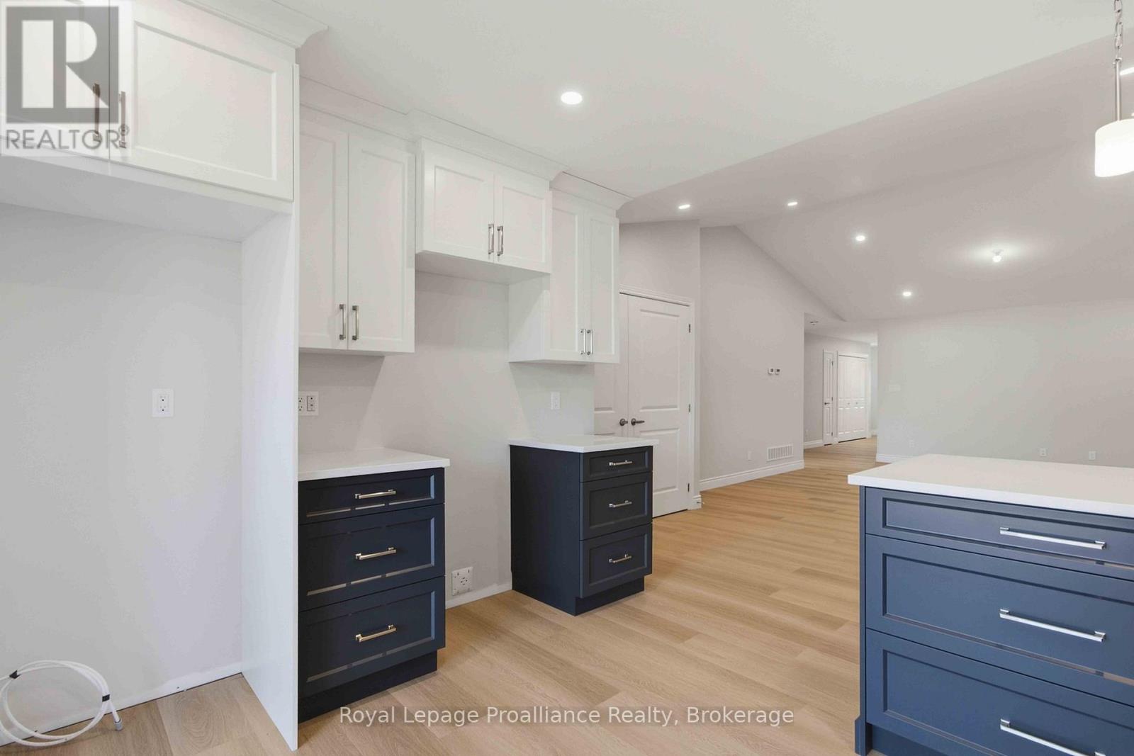 49 Mackenzie John Crescent Property Photo 11