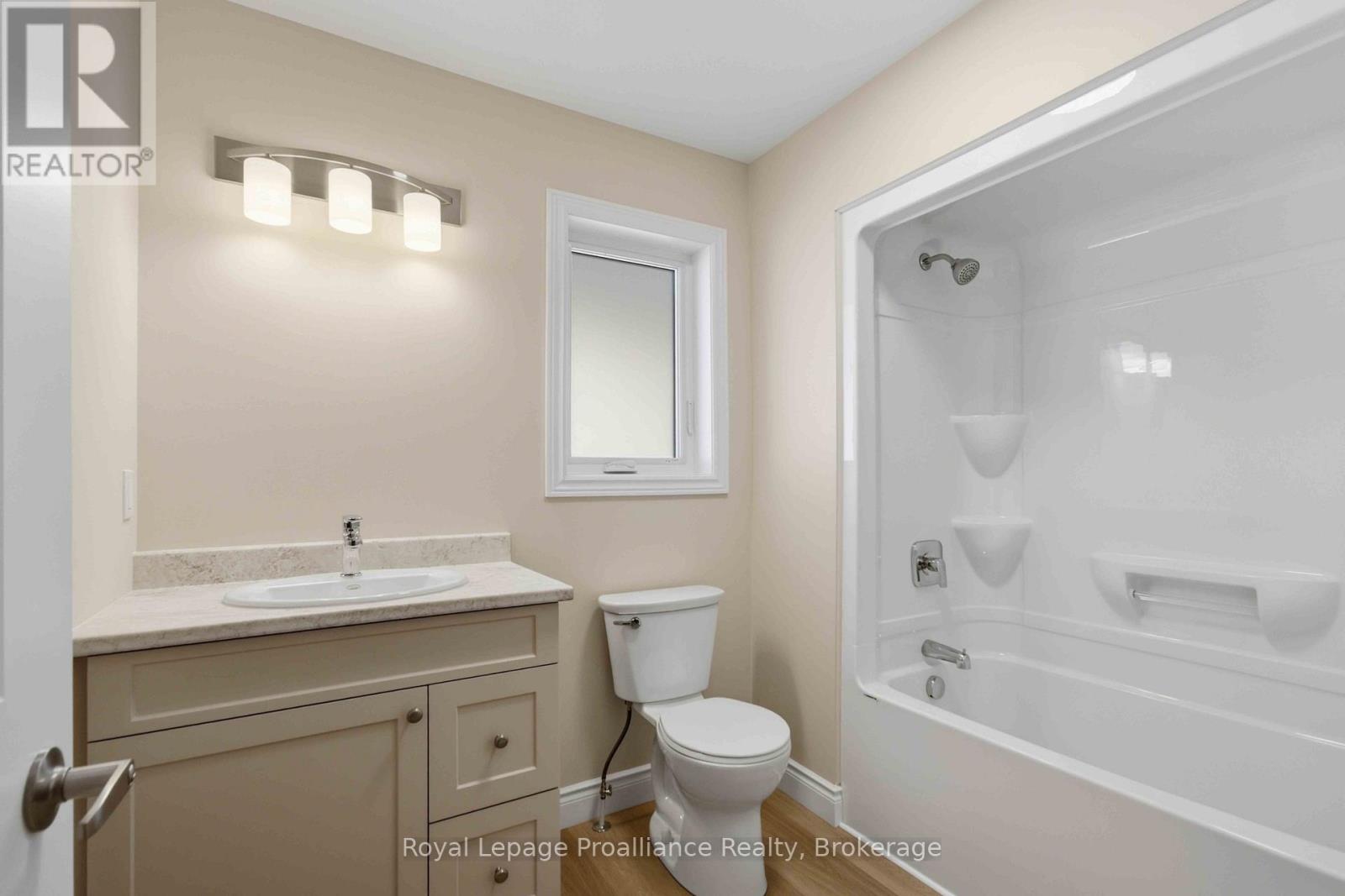 49 Mackenzie John Crescent Property Photo 18