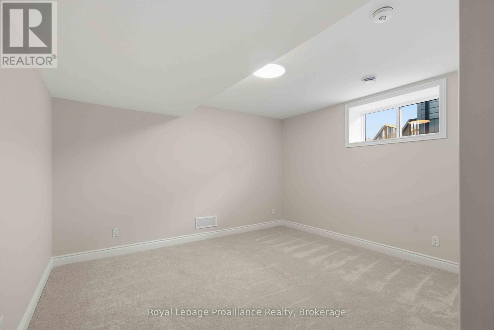 49 Mackenzie John Crescent Property Photo 19