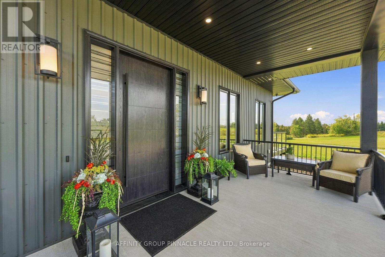 724 Elm Tree Road Property Photo 4