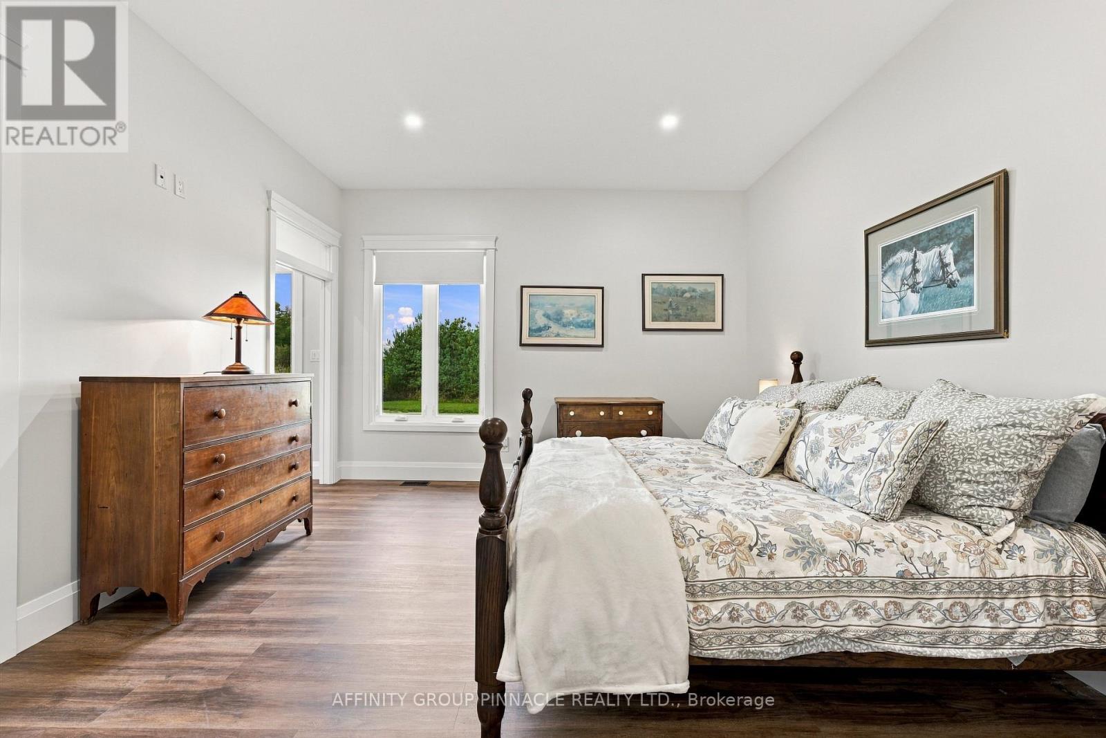 724 Elm Tree Road Property Photo 22