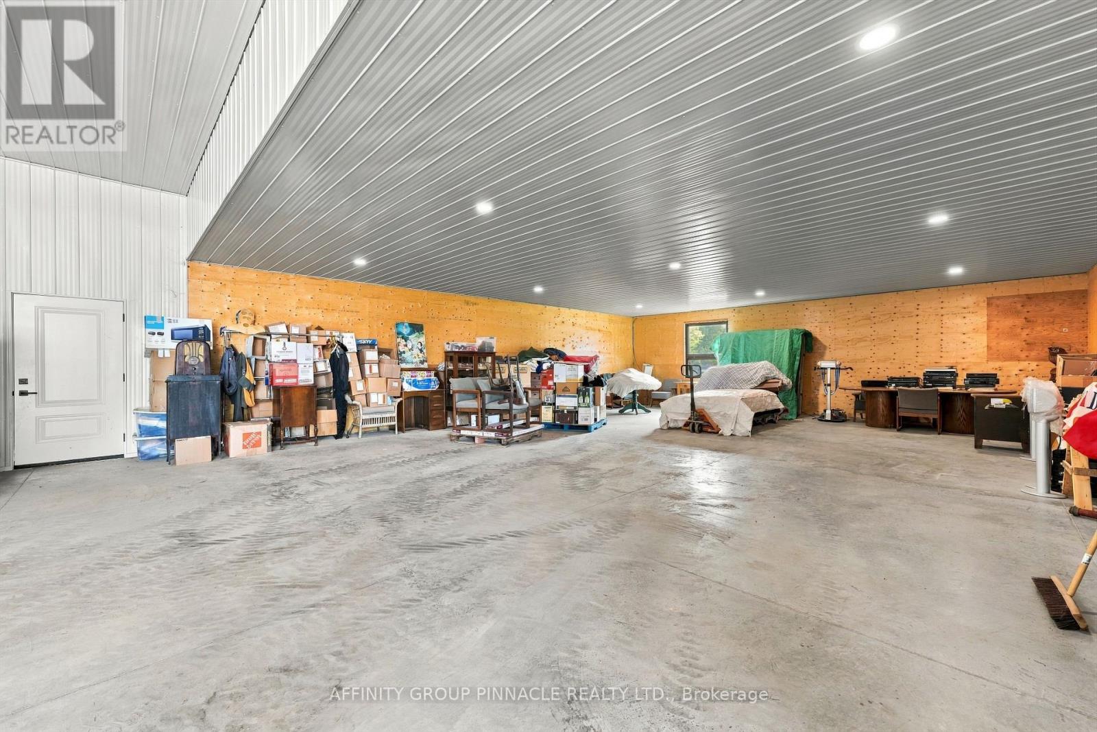 724 Elm Tree Road Property Photo 40