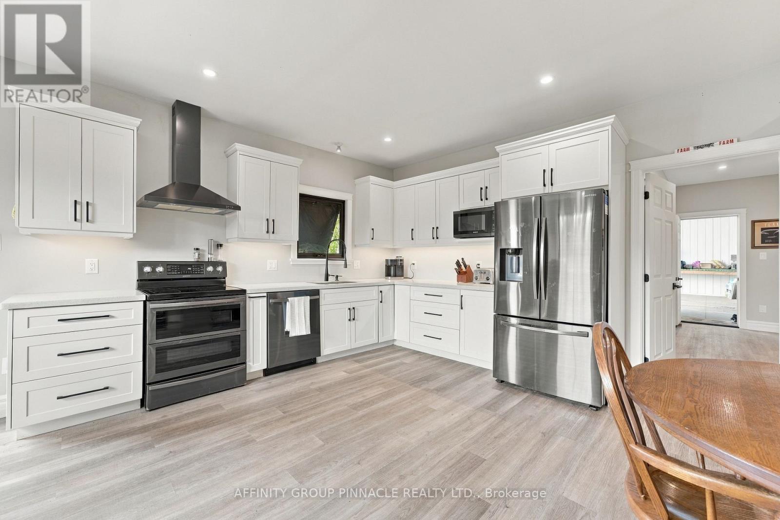 724 Elm Tree Road Property Photo 45