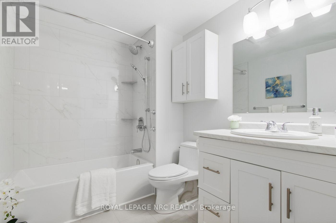 106 - 72 Main Street E Property Photo 18