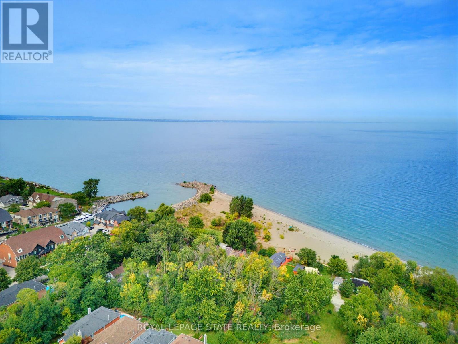 144 Cove Crescent Property Photo 31