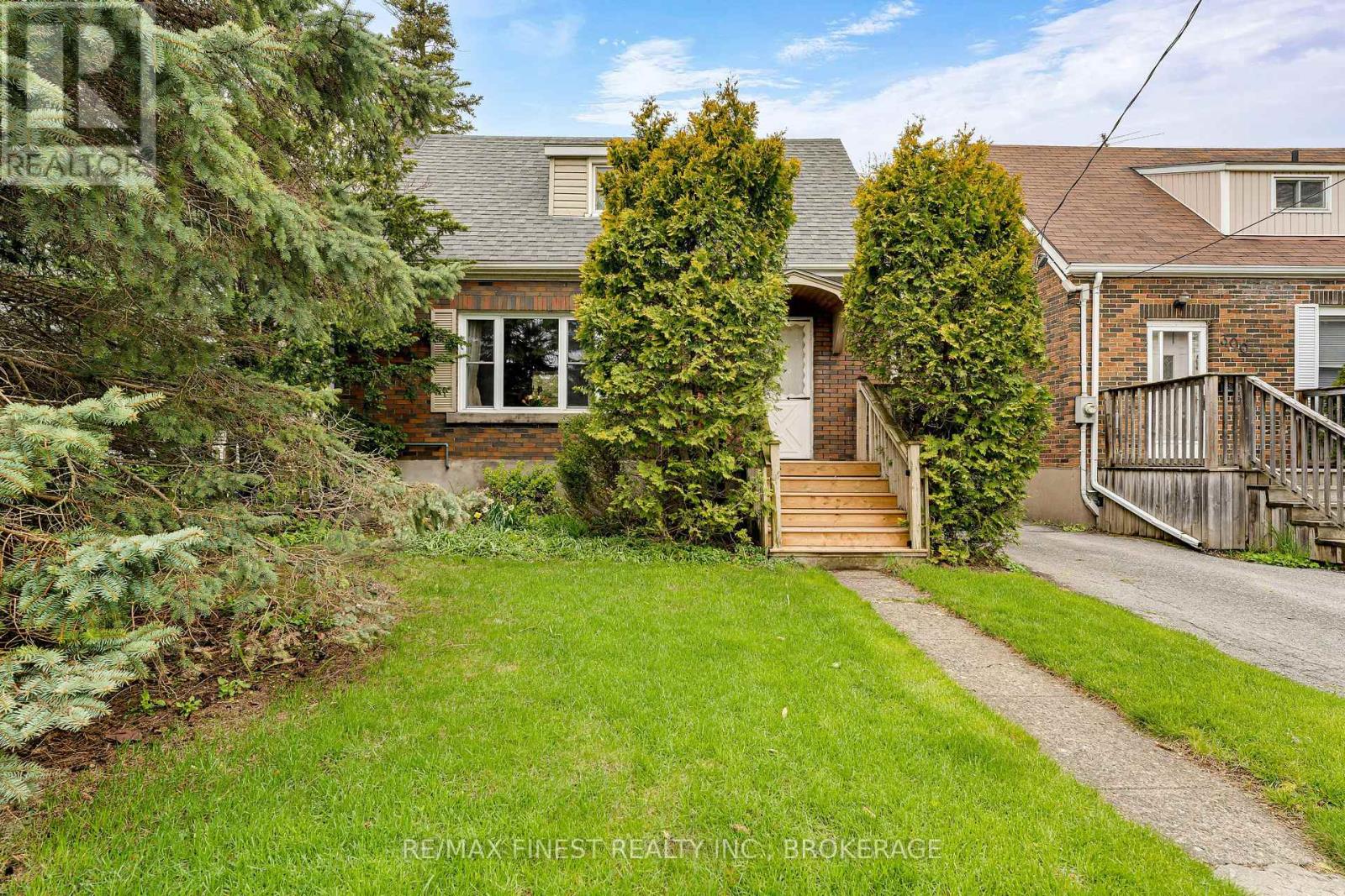 298 COLLEGE STREET Property Photo 1