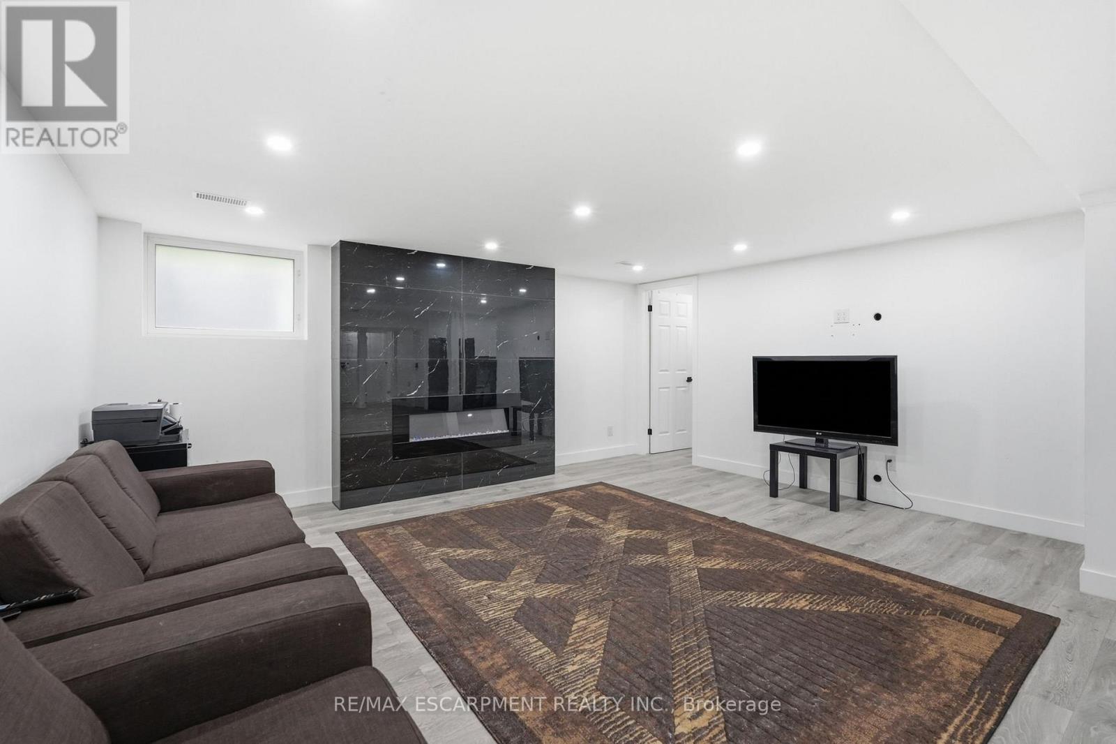 2 Currie Drive Property Photo 31