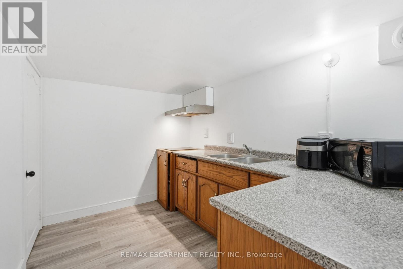 2 Currie Drive Property Photo 38
