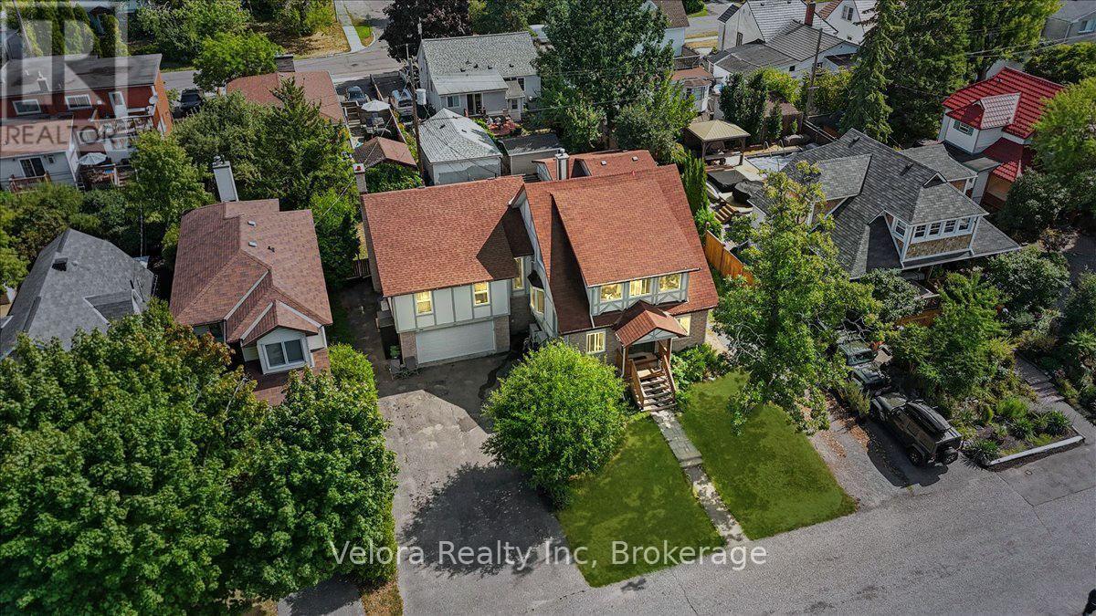 301 Zephyr Avenue Property Photo 2