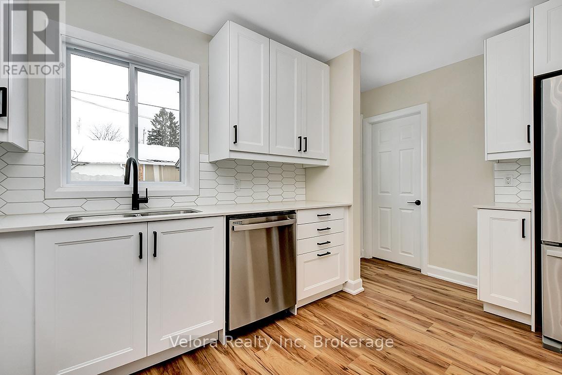 301 Zephyr Avenue Property Photo 11