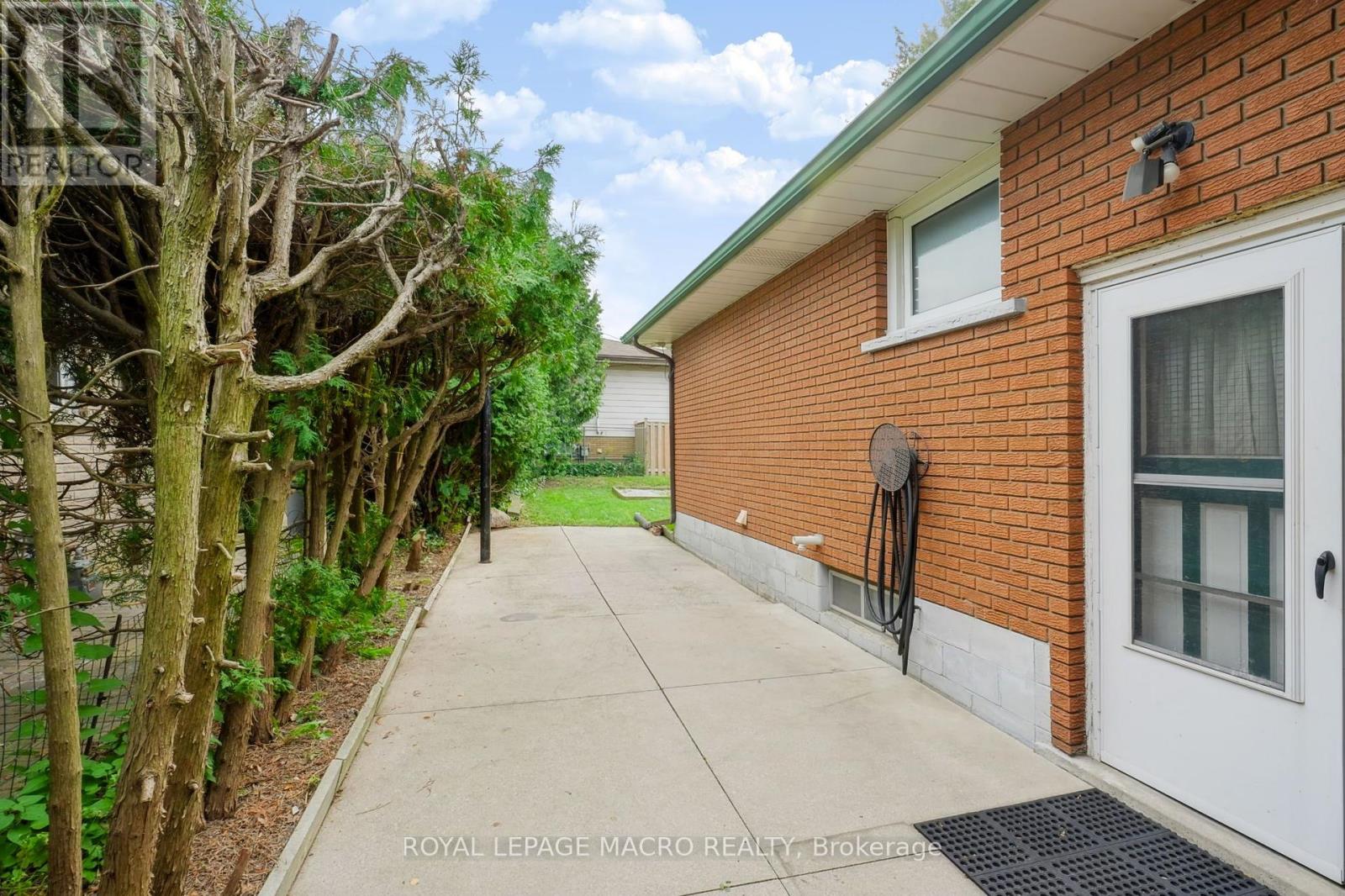 15 Clearwater Drive Property Photo 32