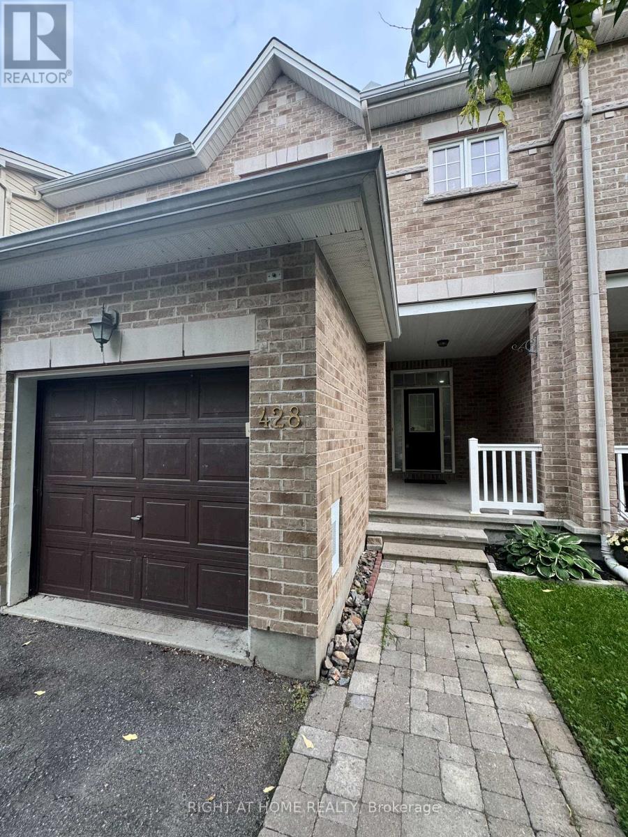 428 FOXHALL WAY Property Photo 1