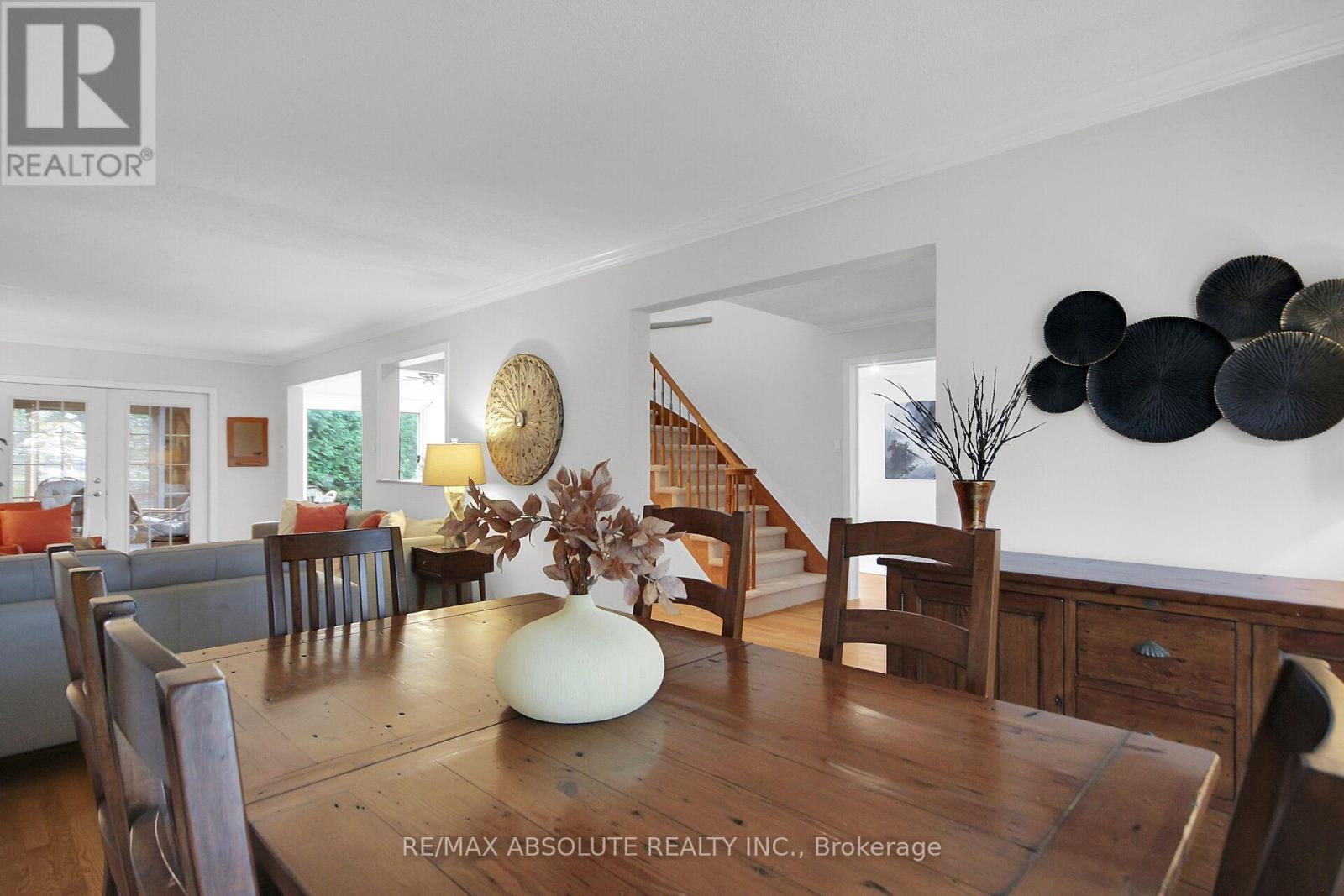 38 Forestglade Crescent Property Photo 8