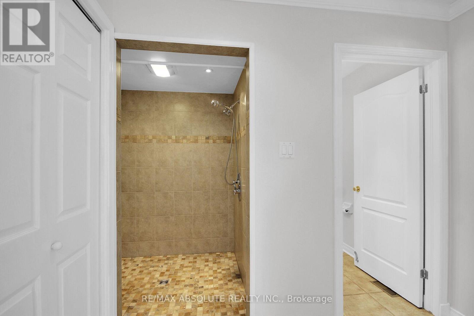 38 Forestglade Crescent Property Photo 25