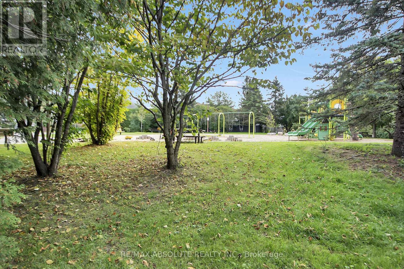 38 Forestglade Crescent Property Photo 43