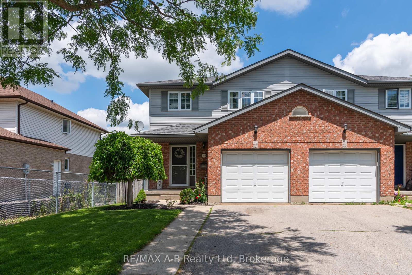 108 WALSH CRESCENT