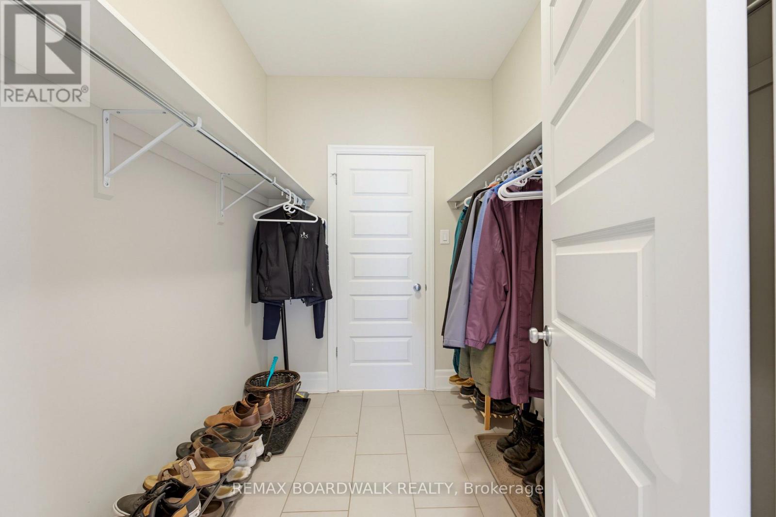 236 Sterling Avenue Property Photo 29